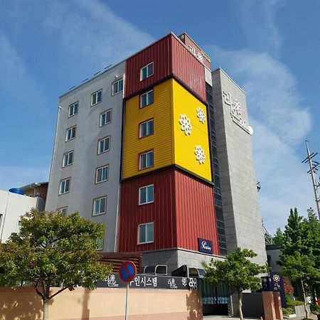 Gwangyang  Raon Hotel מראה חיצוני תמונה